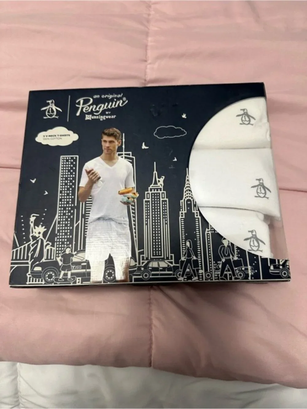 Original Penguin Munsingwear Men’s White V-Neck T-Shirts 3 Pack Size L 42-44